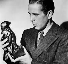 Holy shit, this bird statue actually represents MY MOTHER