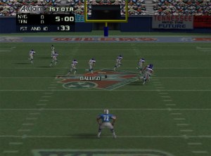 "The high resolution graphics of NFL Quarterback Club don't just move the chains...they're off the chain!" - GamerzEdge
